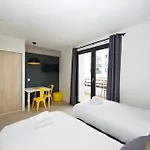 فندق Staycity