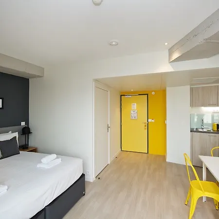 Staycity Otel 3*